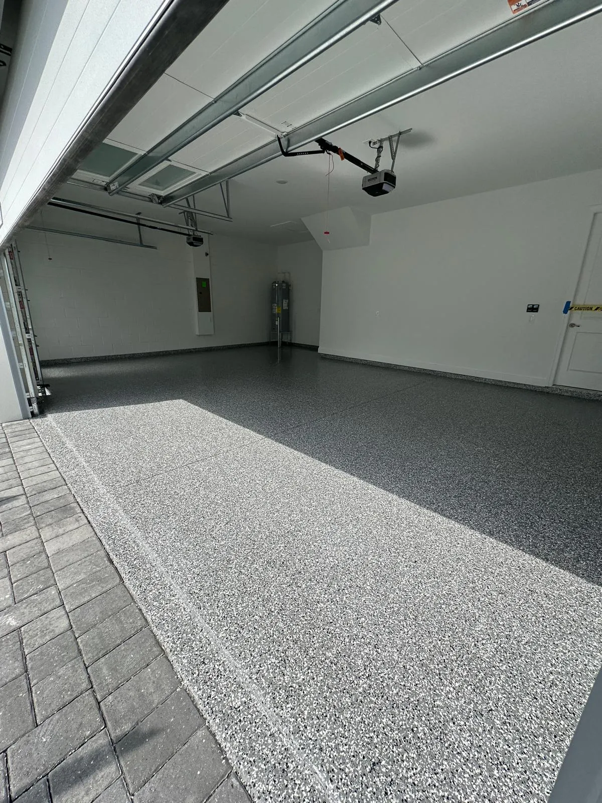 Volcán Resins Project Portfolio - Volcan-Resin-After-3.webp