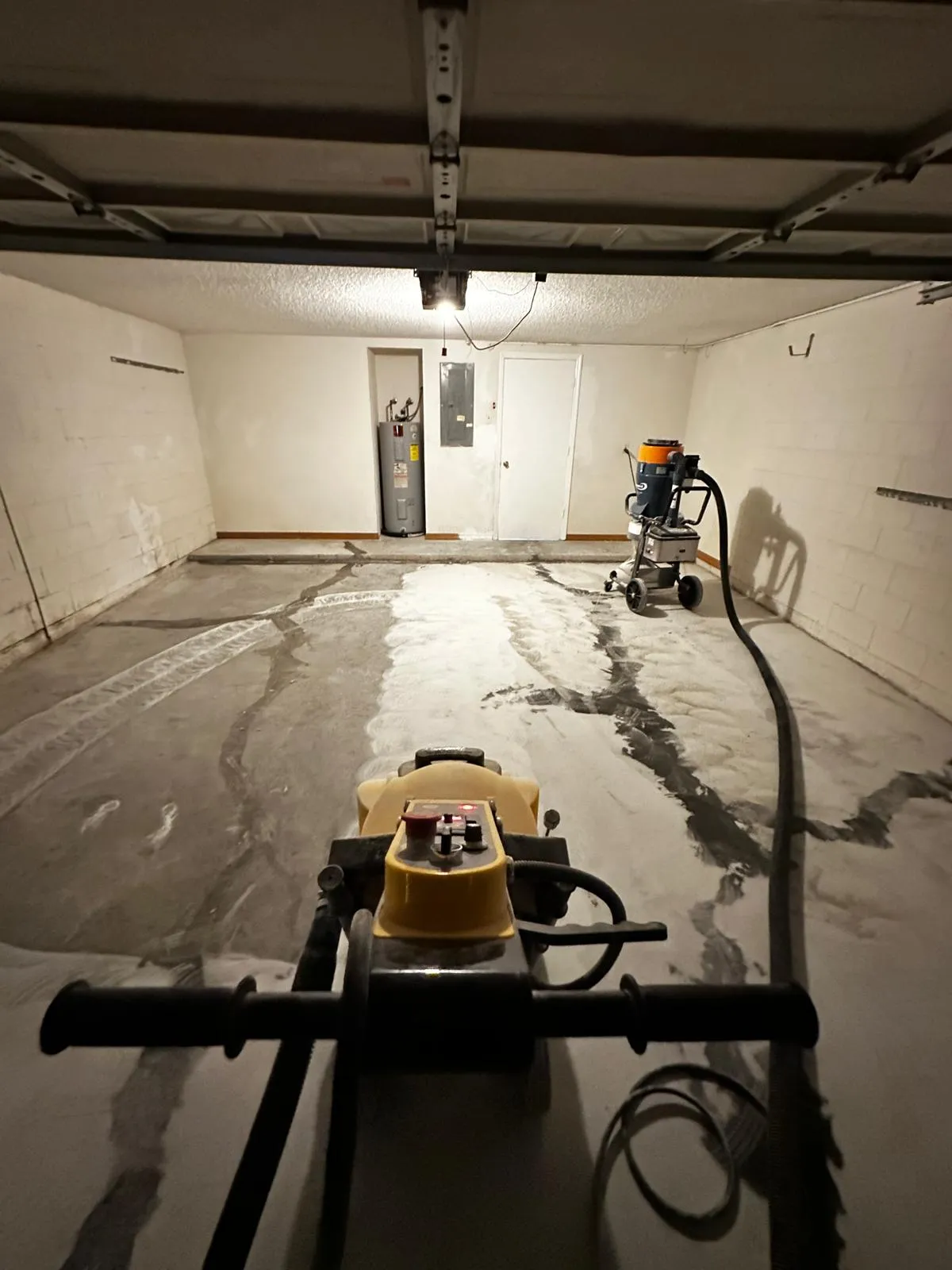 Volcán Resins Project Portfolio - Volcan-Resin-Flooring-Metalic-Floor-South-Carolina-Portfolio-4.webp